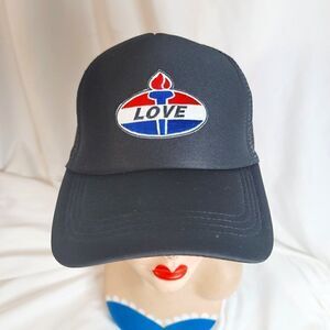 Black Trucker Cap 'Love' Logo